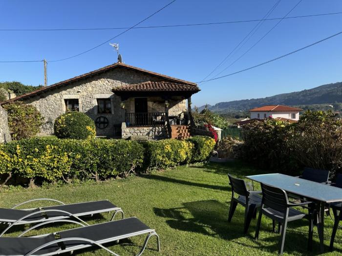 Casa Las Hortensias 2 Pendueles AT-1557-AS