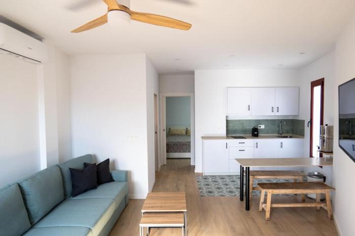 Loft nuevo con vistas al mar y montaña con Parking