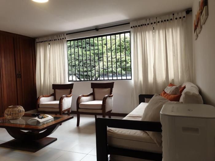 apartamento norte barrio la flora con parqueadero