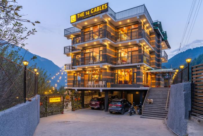 The 14 Gables, A Boutique Stay, Manali - Pet Friendly - Balcony Rooms - Crown Palace