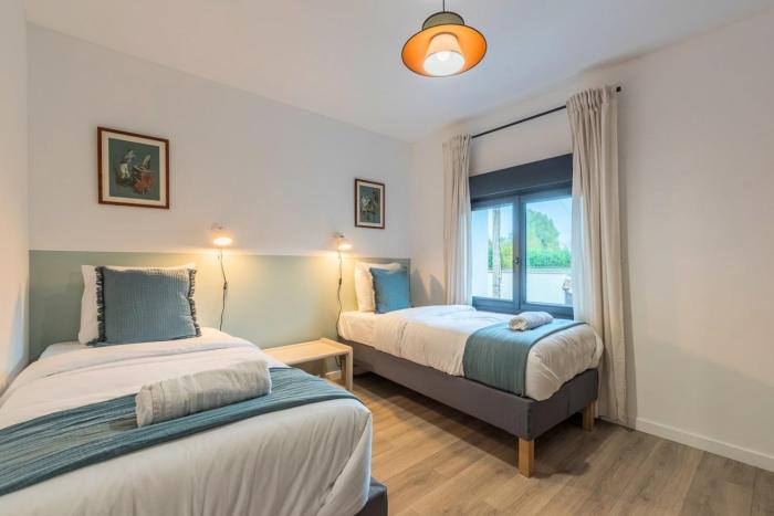 Maison 3 chambres avec jardin & parking, prox tram