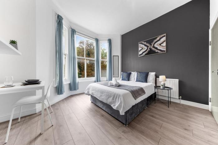 Goshen House 2-BR, Comfortable, Wi-Fi & Parking