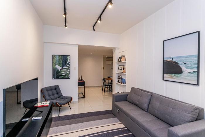 Apartamento Moderno a 300 m da Praia do Leblon