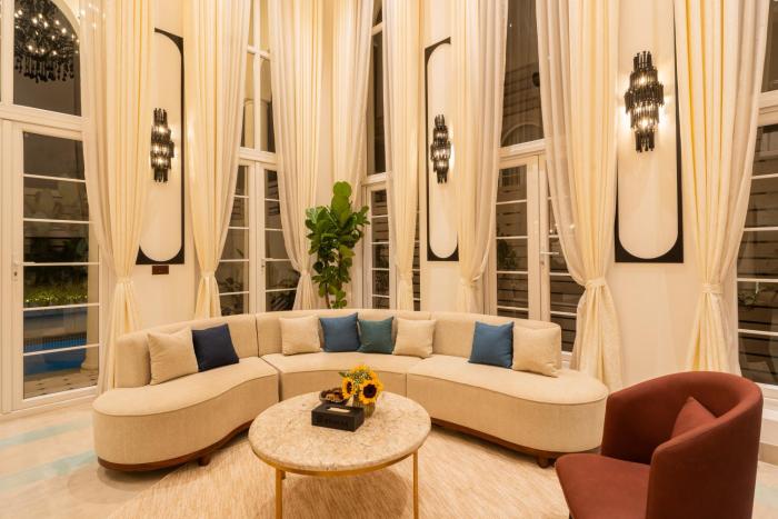 ELIVAAS 4 BHK Villa with Pvt Pool & Jacuzzi-Yashgeet