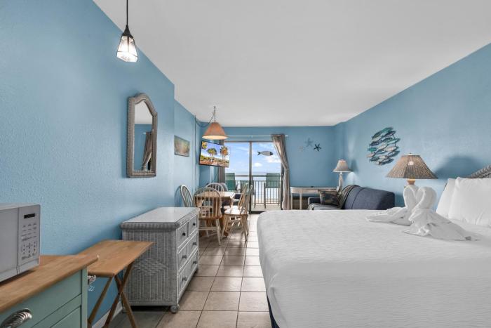 Bluewater Resort 306