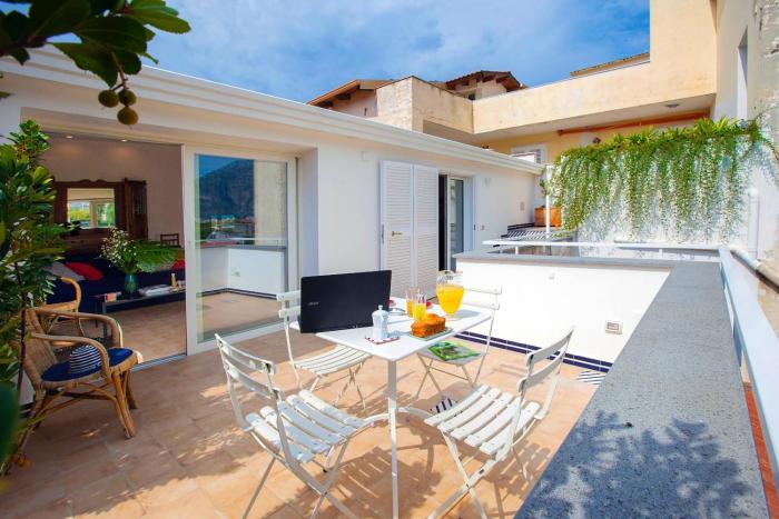 AMORE RENTALS - Casa Iommella