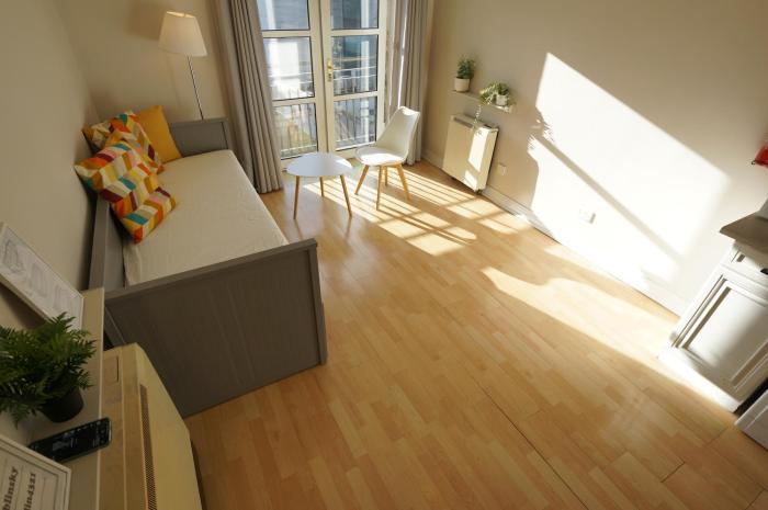 City center apt free parking