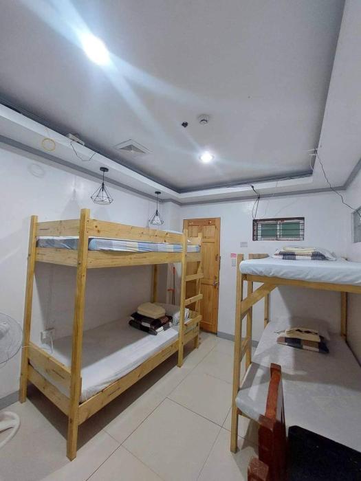 2 Bedroom Apartment near Burnham Park