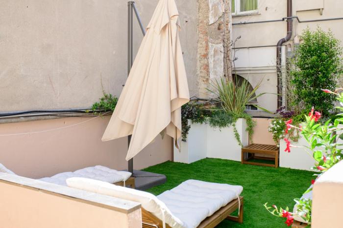 Petit Bijou near Porto Antico