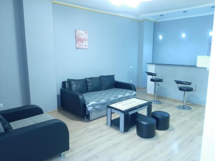 Apartment White Magnolia