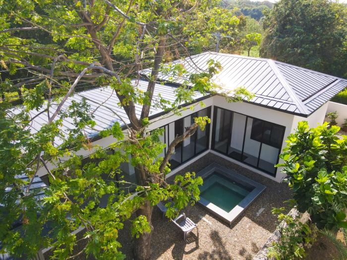 YUHI BEACH HOUSE Batangas