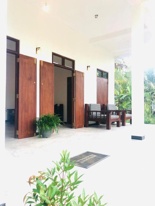 Renus House By Villa Greenery