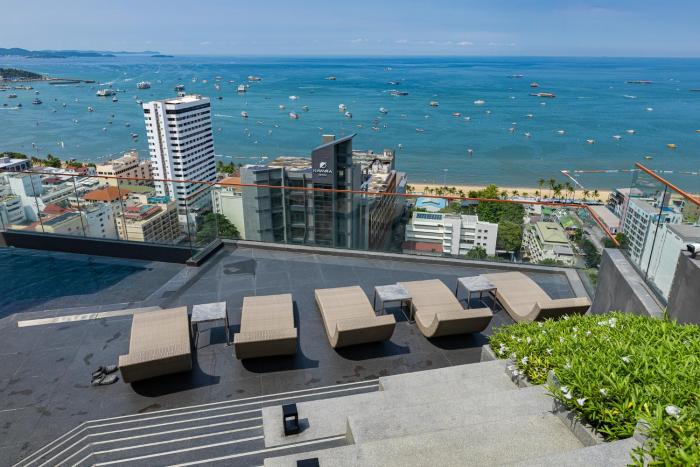 Edge Central Pattaya Sea View