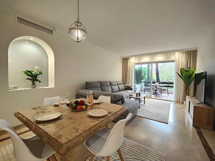 Costalita Direct Beach Access Apartment