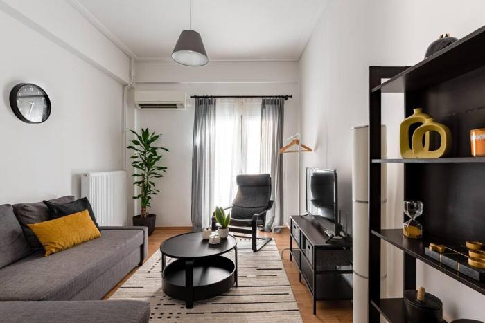 Urban Chic Hideaway Near Athens Center & Metro