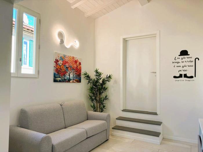 White Iris Apartment