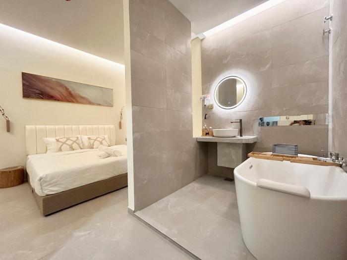 ONE18 Boutique Hotel
