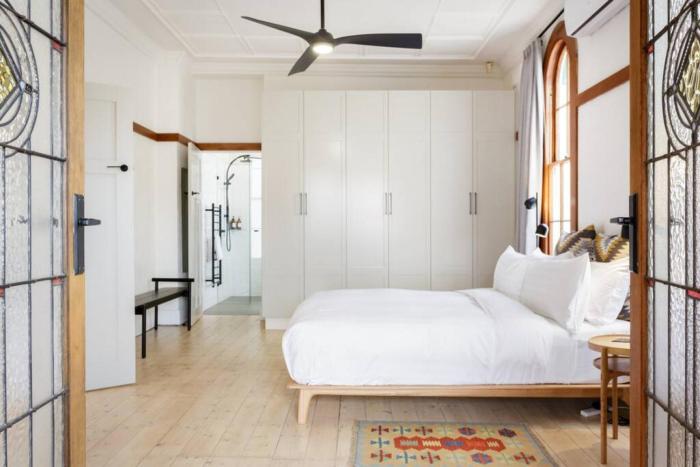 Walk to the Beach from a Stunning Elwood Apartment