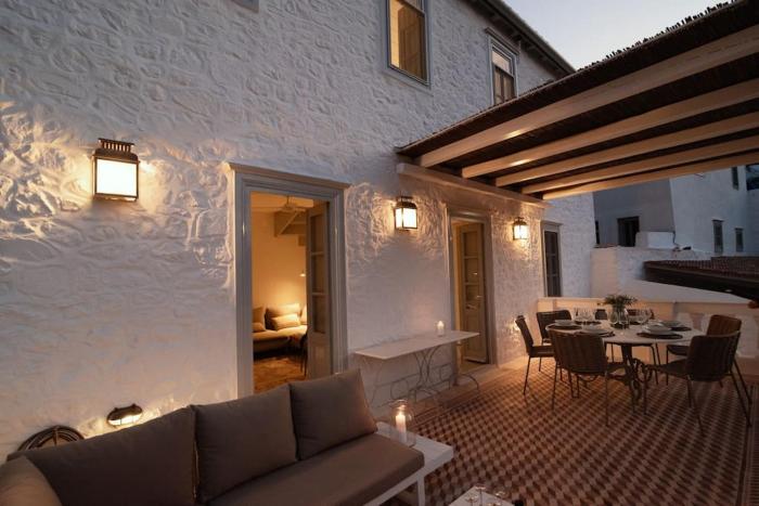 Kalon Villa -The Heart of Hydra
