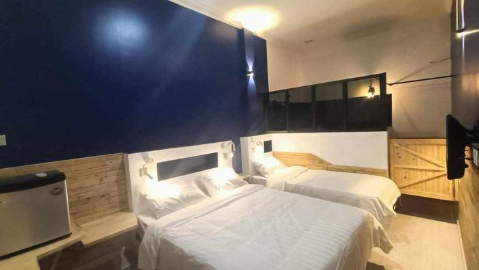 Little Susie Double or Twin