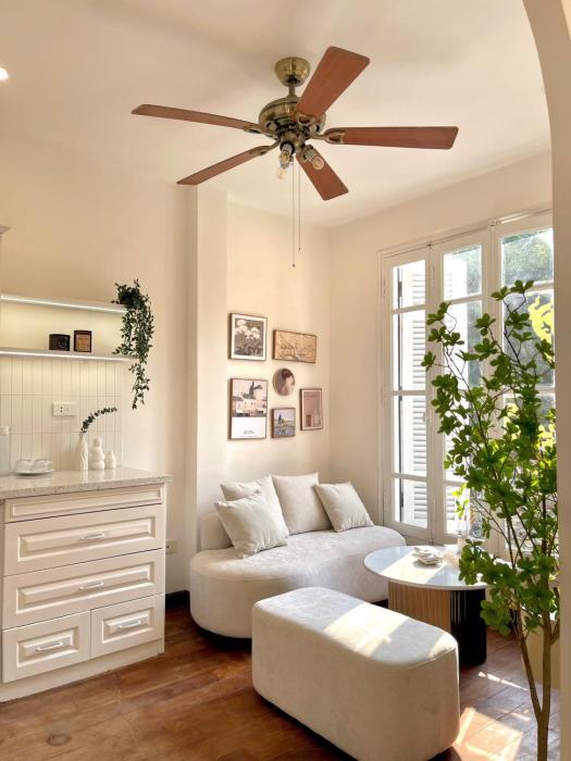 AnNam - Truc Bach Lake - StreetFood - Central Location