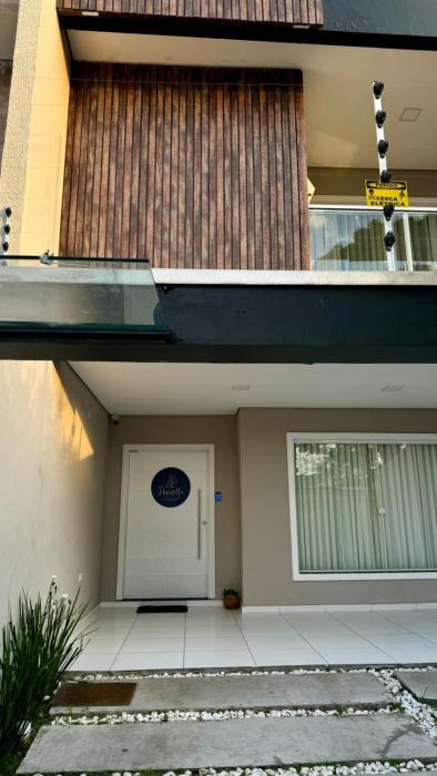 POUSADA DONATELLA Modernidade e conforto para noites tranquilas