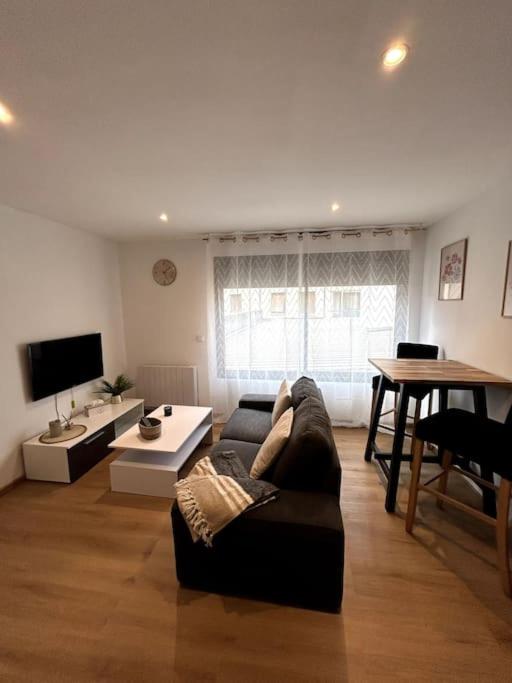 Studio neuf tout équipé Digne