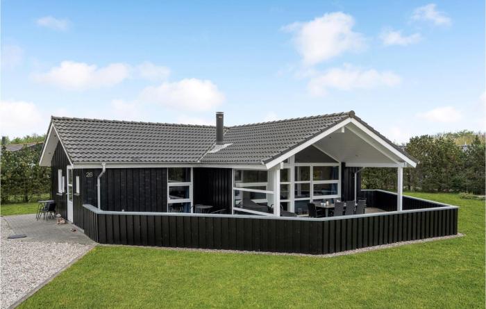 3 Bedroom Amazing Home In Hemmet