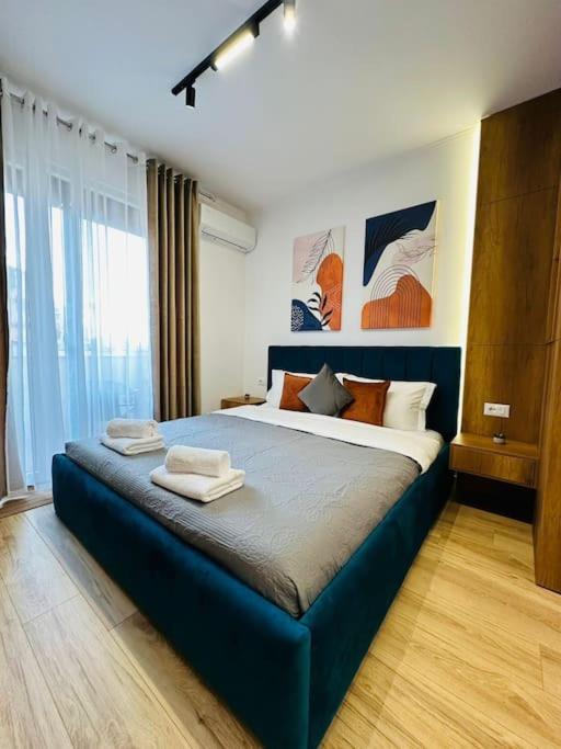 Skyline Central Studio Tirana