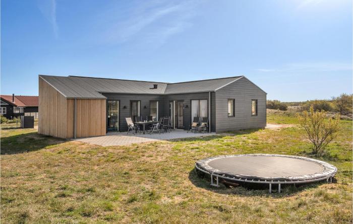 Lovely Home In Skjern With Sauna