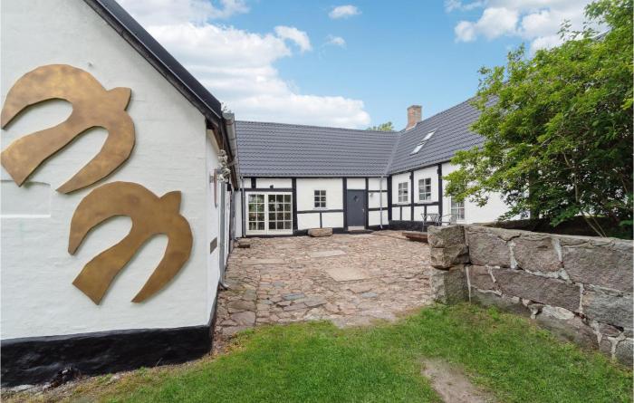 Stunning Home In Hasle With Wifi