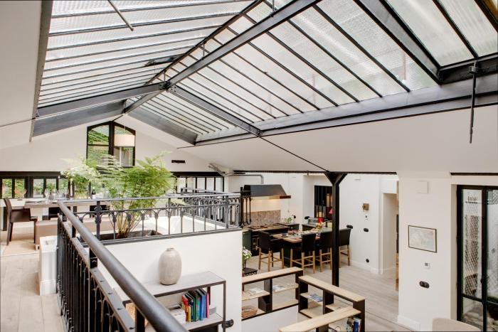 Paris Green House residence