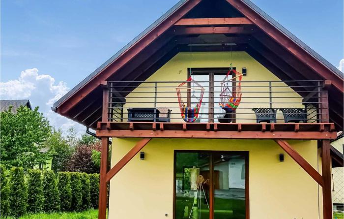 Lovely Home In Radziechowy With Sauna