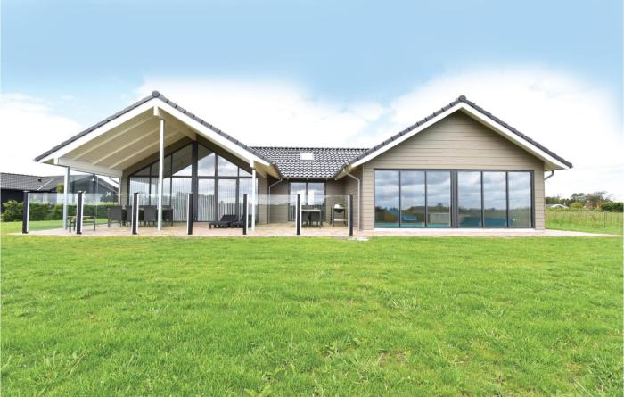 Beautiful Home In Otterup With Sauna