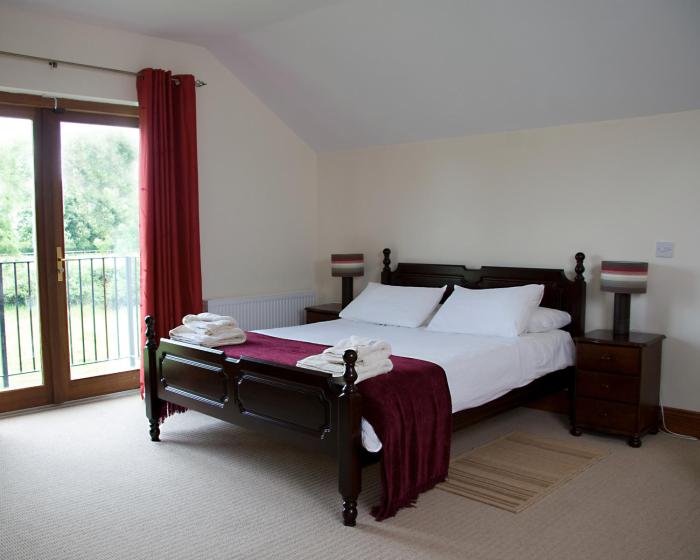 The Henhouse, Duffys of Ballybin, 4-star