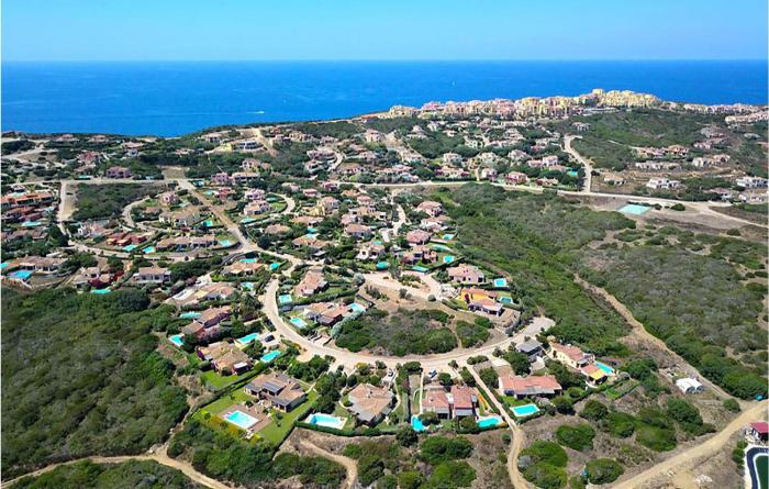 Amazing Apartment In Punta Su Turrione