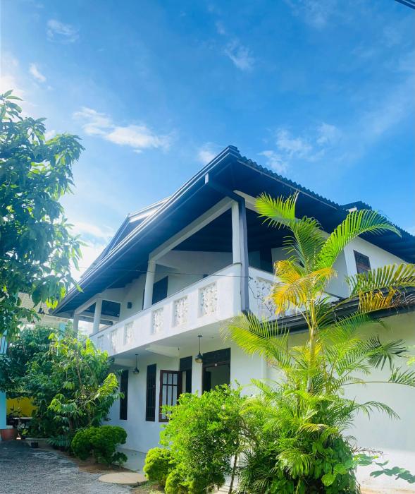 Berg House Unawatuna