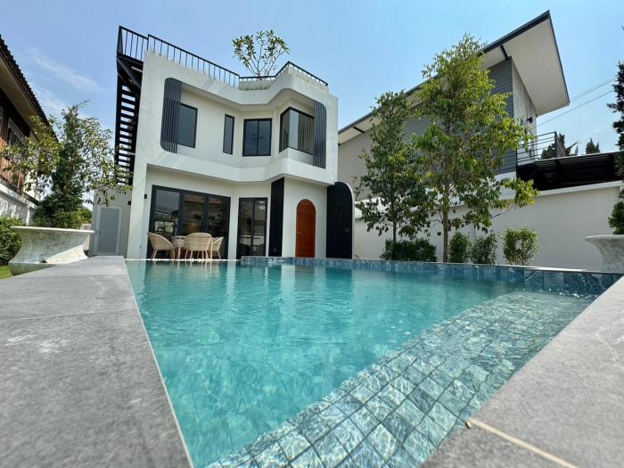 Sunset Rooftop Villa