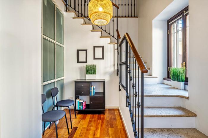 Elegant 2 bedrooms apartments near Duomo