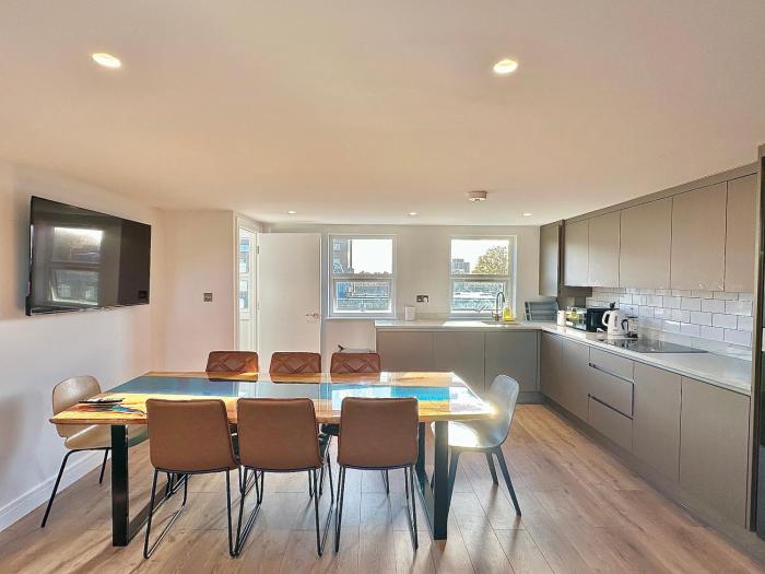 Kensington Penthouse