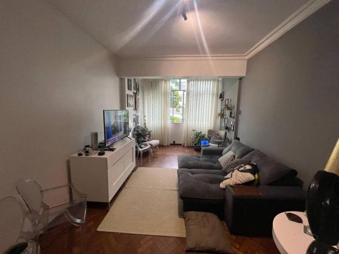 lINDO CHARMOSO AO LADO POSTO 9 PRAIA PRAIA IPANEMA RiO DE JANEIRO