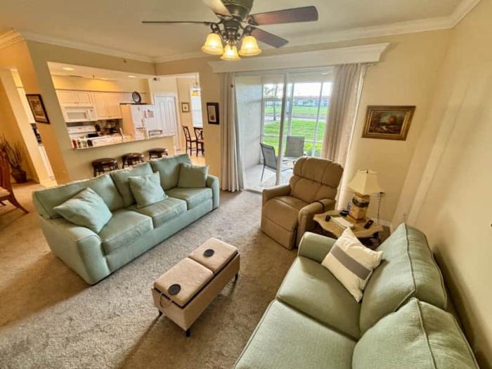 Private Golf Course Condo, Club Membership Available!