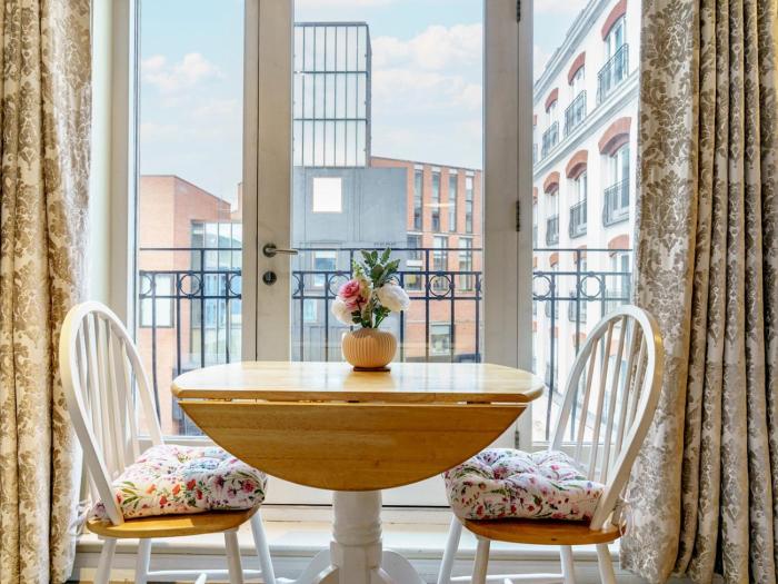 Cathedral Quarter City Centre Walk Everywhere - Pass the Keys