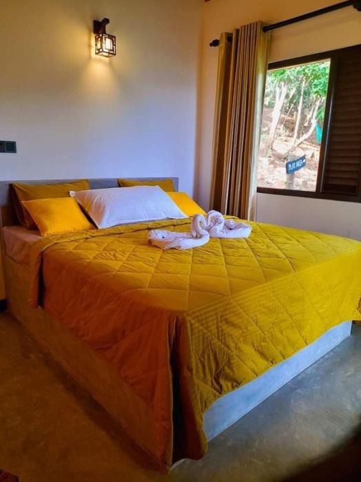 Knuckles breeze villas