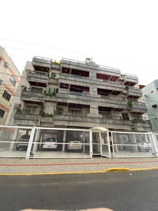 Apartamento Impecável, próximo ao mar!