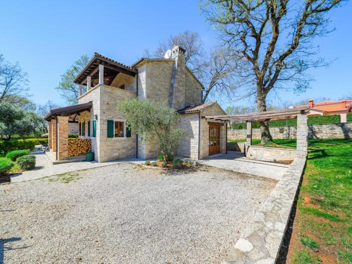 Villa in Banki with Private Pool near Marea Beach