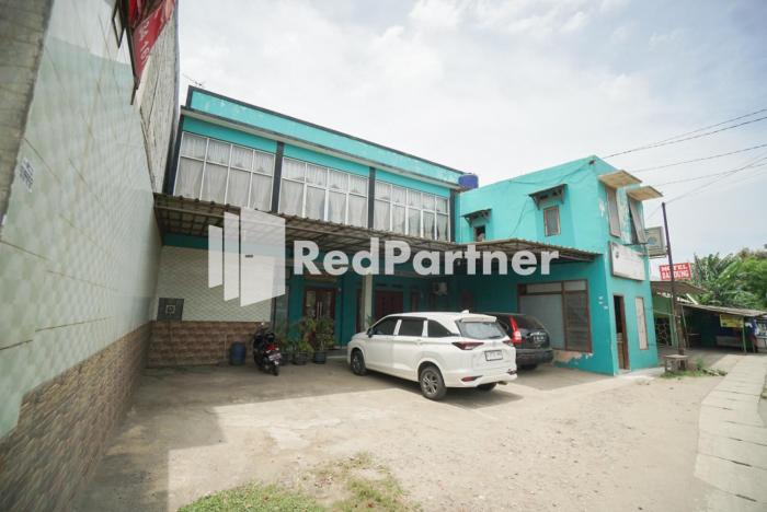 Surabaya Jaya Hotel near Soekarno Hatta Airport Redpartner