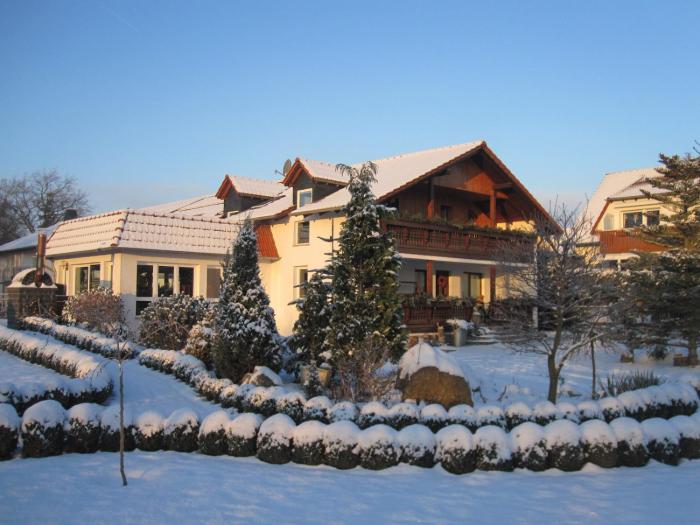 Urlaubspension Hohes Rott und Apartmenthaus
