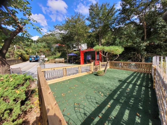 Gapyeong Petmily Dog Pension