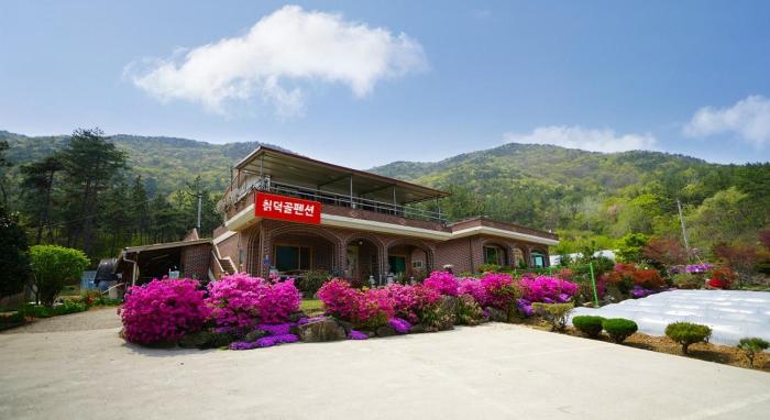 Buan Chilkdeokgol Pension